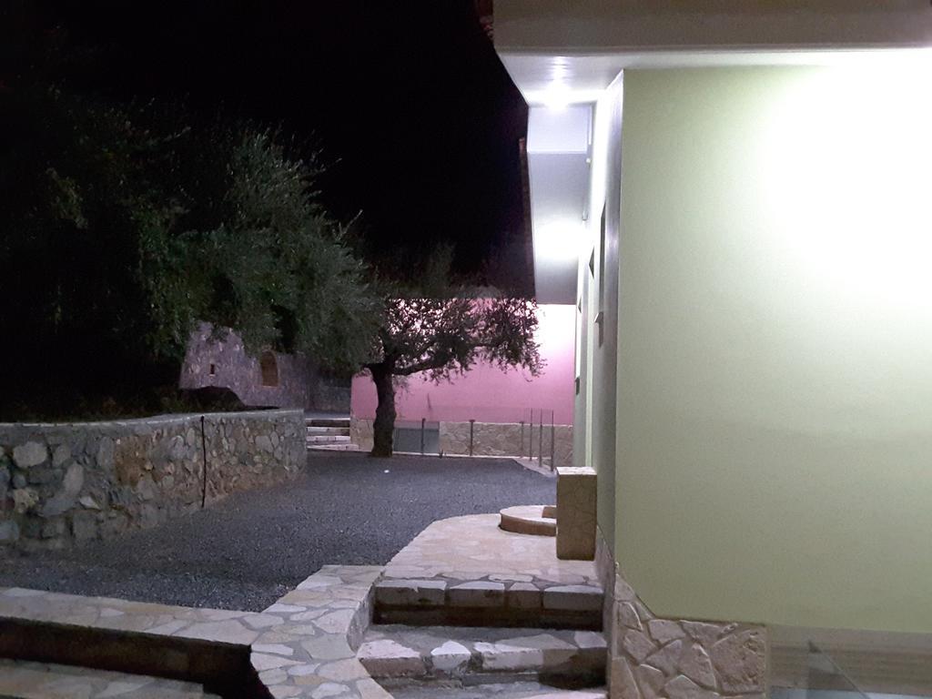 Shiraz Villas Kalamata Zewnętrze zdjęcie